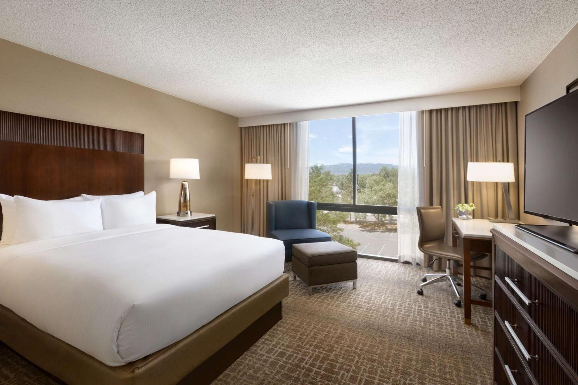 Hilton Fort Collins Exterior foto